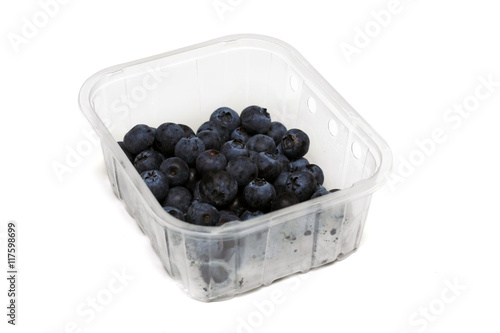 фотографія Loose Blueberries on a white background