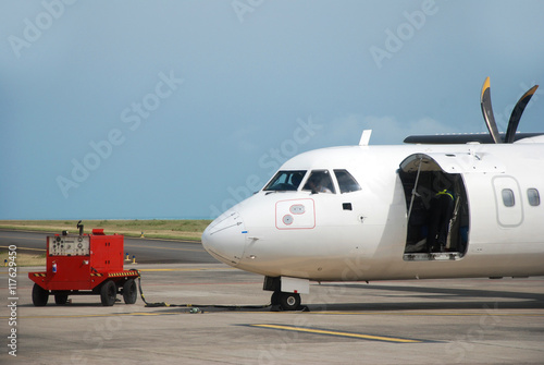 avion cabine maintenance photo
