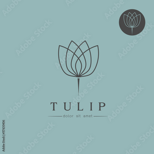 Simple Tulip bud with leaves design