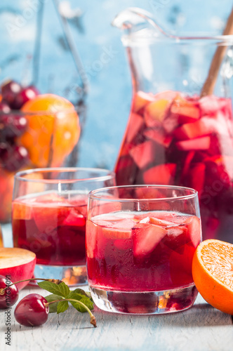 Refreshing sangria or punch with fruit
