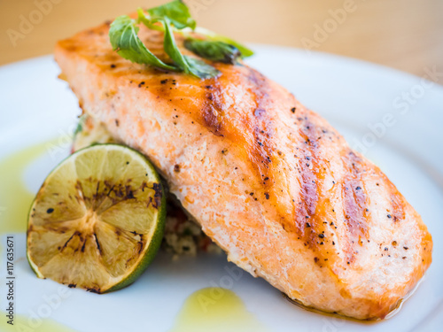 grilled salmon with rice and lime