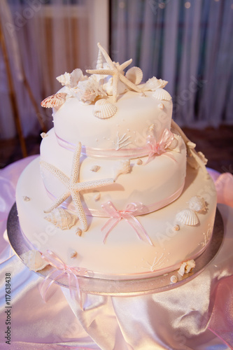 Beach Theme Wedding Cake with Starfish and Shells