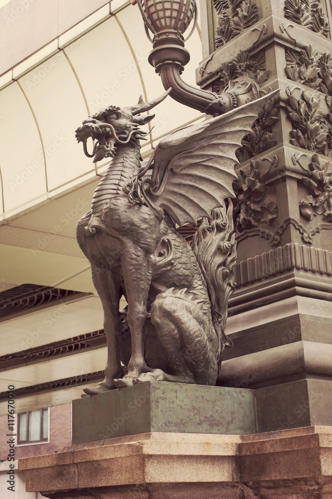 dragon sculpture Nihombashi dragon sculpture Nihombashi