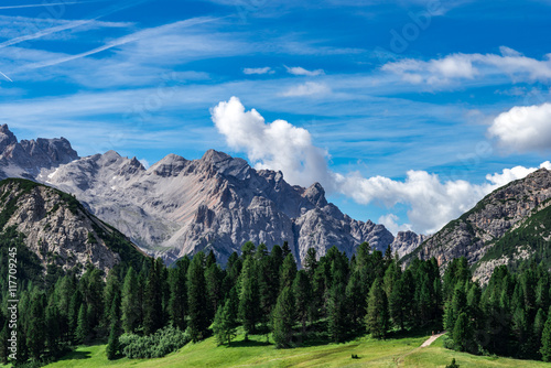  Panoramica con cime delle  Dolomiti in Alto Adige photo