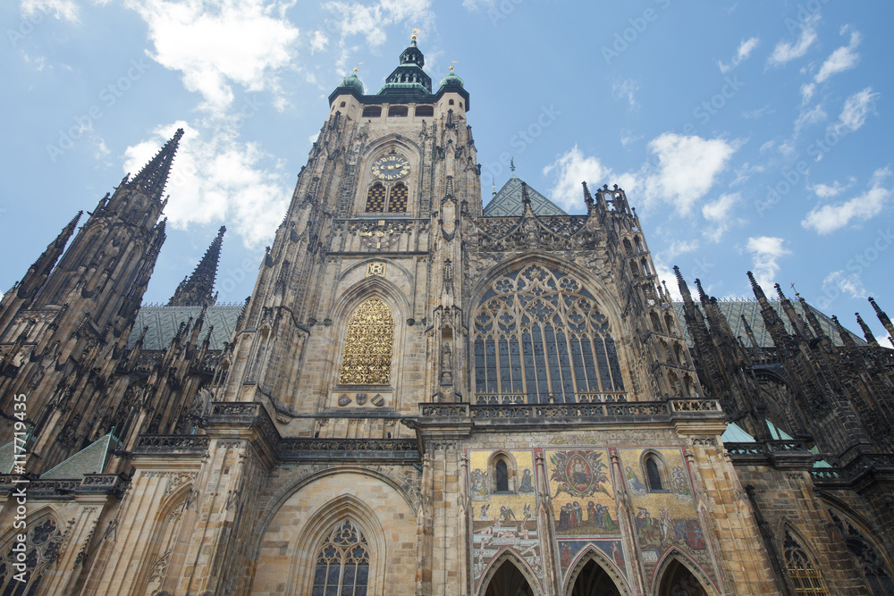 Fototapeta premium Cathedral of St. Vitus, Wenceslas and Vojtech in Prague Castle 