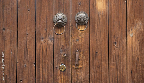 Old wooden door in Wuzhen, ...