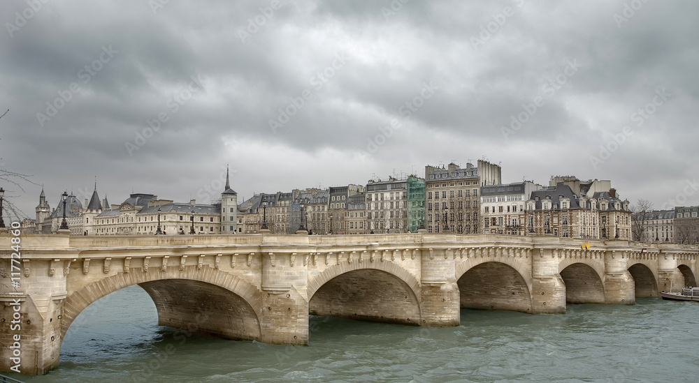 Naklejka premium París Conciergerie Palacio de Justicia