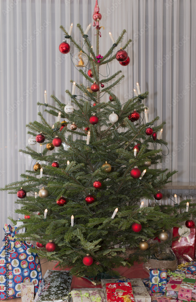 Dekorierter Weihnachtsbaum