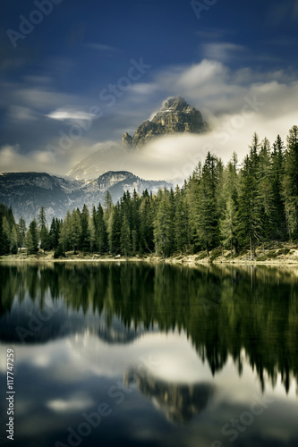 Fototapeta Naklejka Na Ścianę i Meble -  Mountain landscape with lake in the front