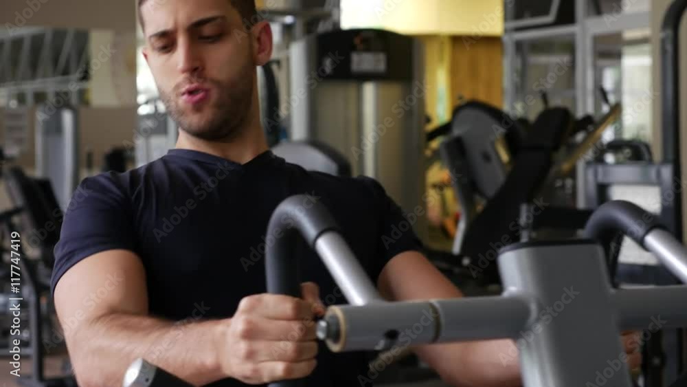 Gut exercise with gym apparatus Gut exercise with gym apparatus