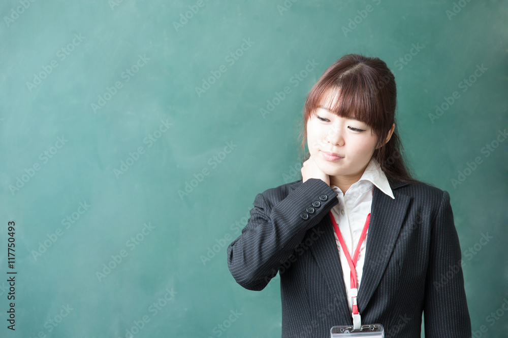 女性教師・黒板 女性教師・黒板
