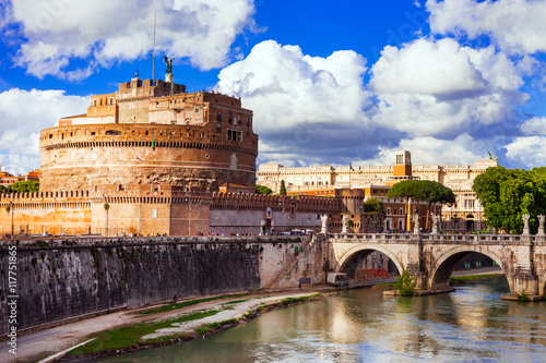 Zabytki Włoch - Zamek Sant Angelo w Rzymie #681690031 - Rzym - Twoje