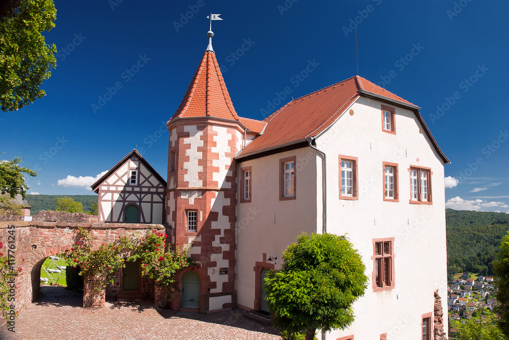 Das Kommandantenhaus der Bergfeste Dilsberg über dem Neckar in Baden