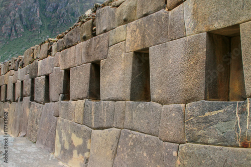 Fototapeta Naklejka Na Ścianę i Meble -  Inca Fortress in Ollantaytambo, Peru