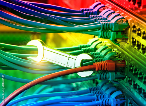 Tableau sur toile network server with wrench