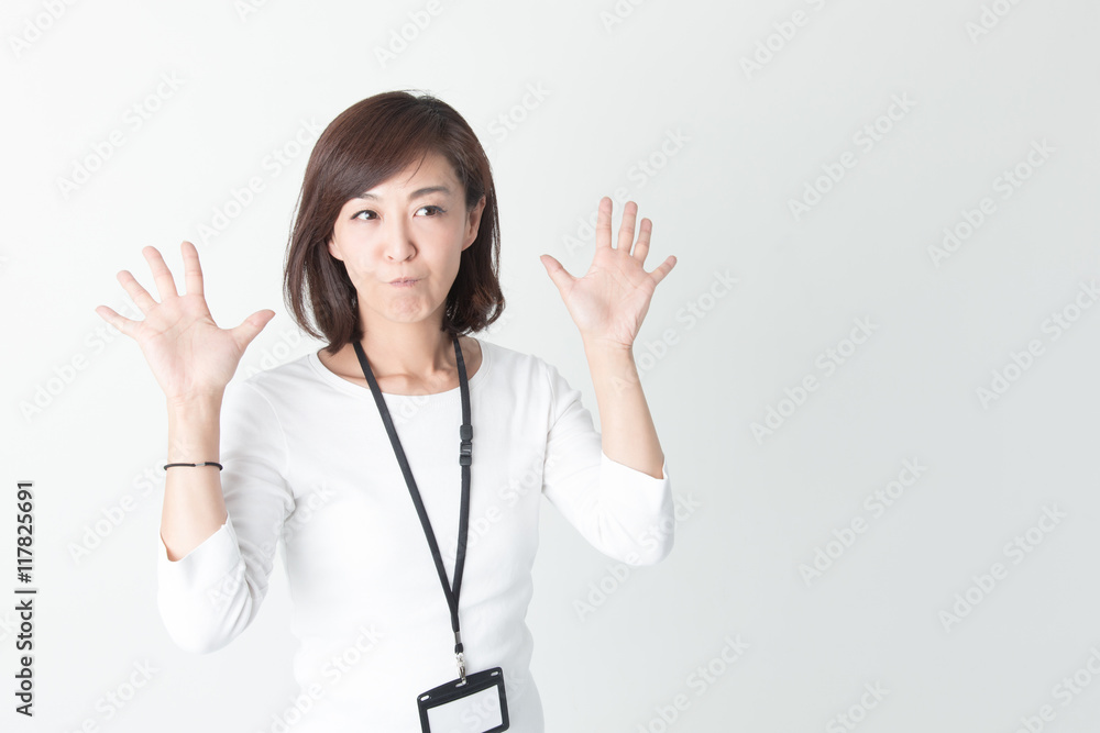 OLポートレート・ミドル女性 (白バック)