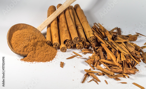 ceylon true Cinnamon sticks and powder