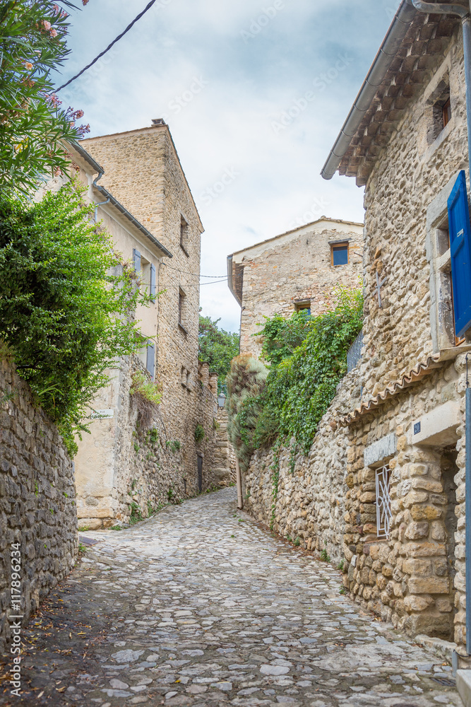 Rues de Nyons, Drôme provençale