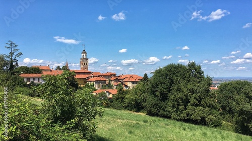 Obraz na płótnie panorama di Saluzzo con la torre civica