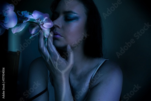 Slika na platnu artistic portrait of woman day dreaming, flowers