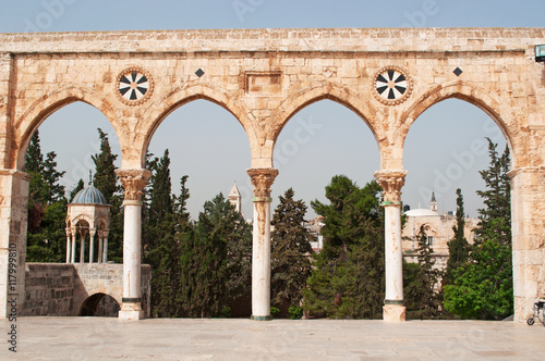 Gerusalemme  Israele  gli archi del Monte del Tempio il 6 settembre 2015