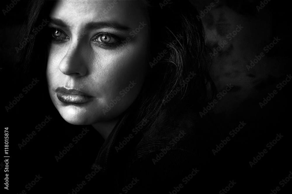 black and white portrait of woman in deep thought, photo effects, creative
