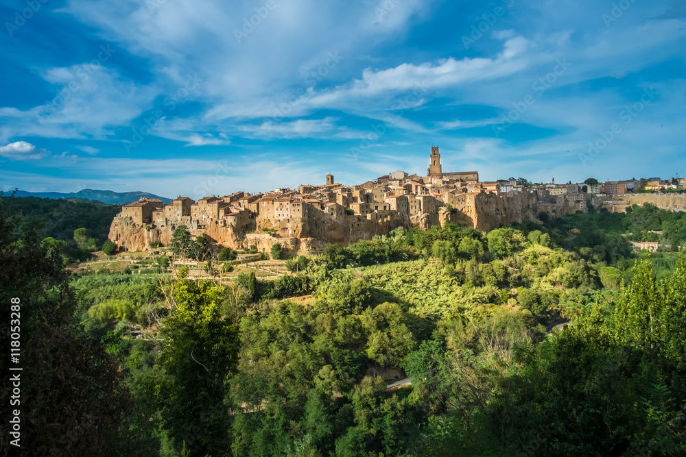 Obraz premium Pitigliano at sunset, Tuscany