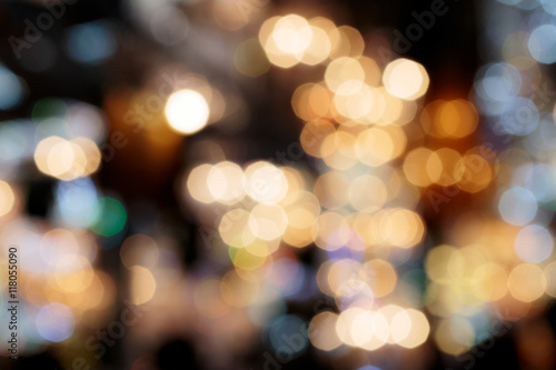 Lights blurred bokeh background from chrystal chandelier light © praisaeng