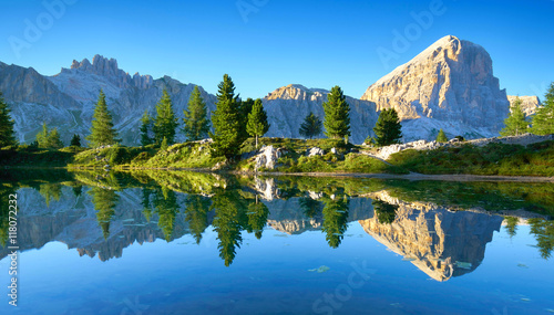 Lago di Limides - Bergsee in den Dolomiten