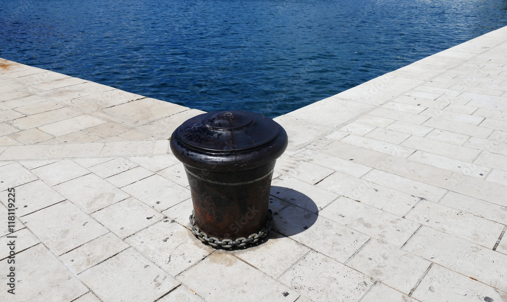 Naklejka premium Boat mooring