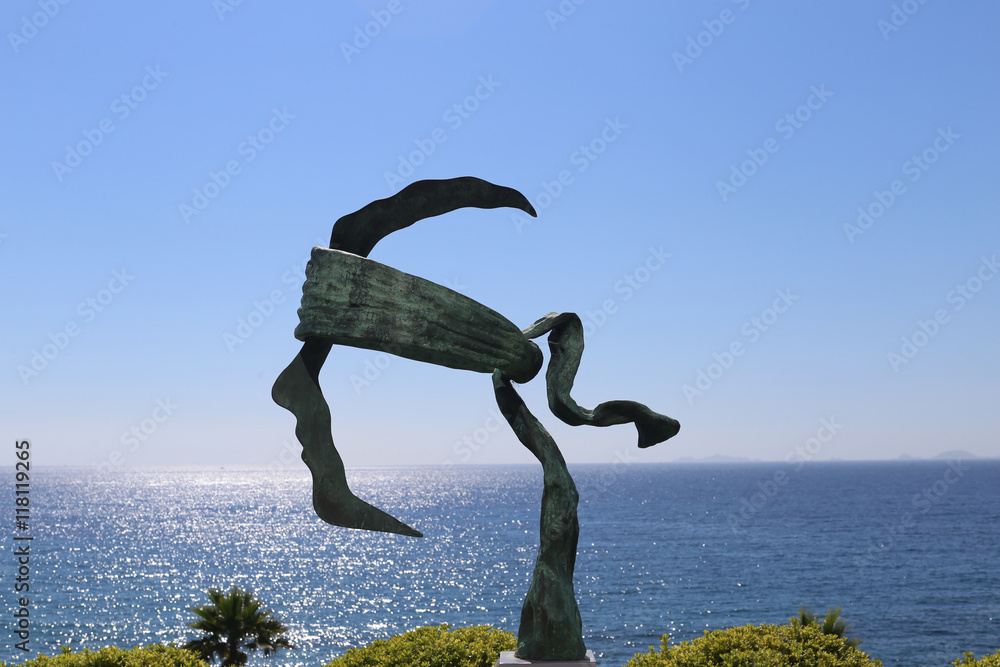 Fototapeta premium Coti-Chiavari, Corsica, France. The symbol of Corsica in a sculpture and a blue sky