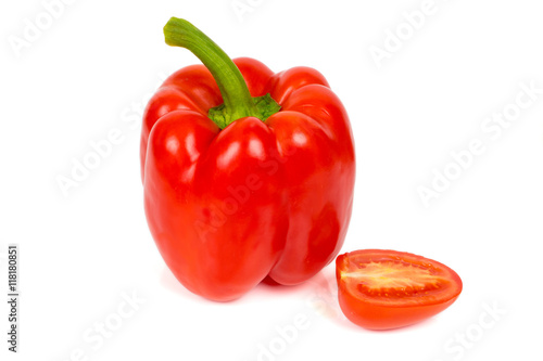 Fotografia sweet pepper and half tomato