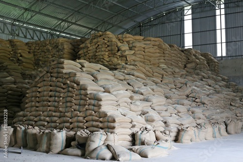 Gunny-bag rice package