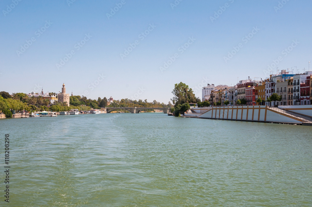 Obraz premium View of Guadalquivir river in Seville