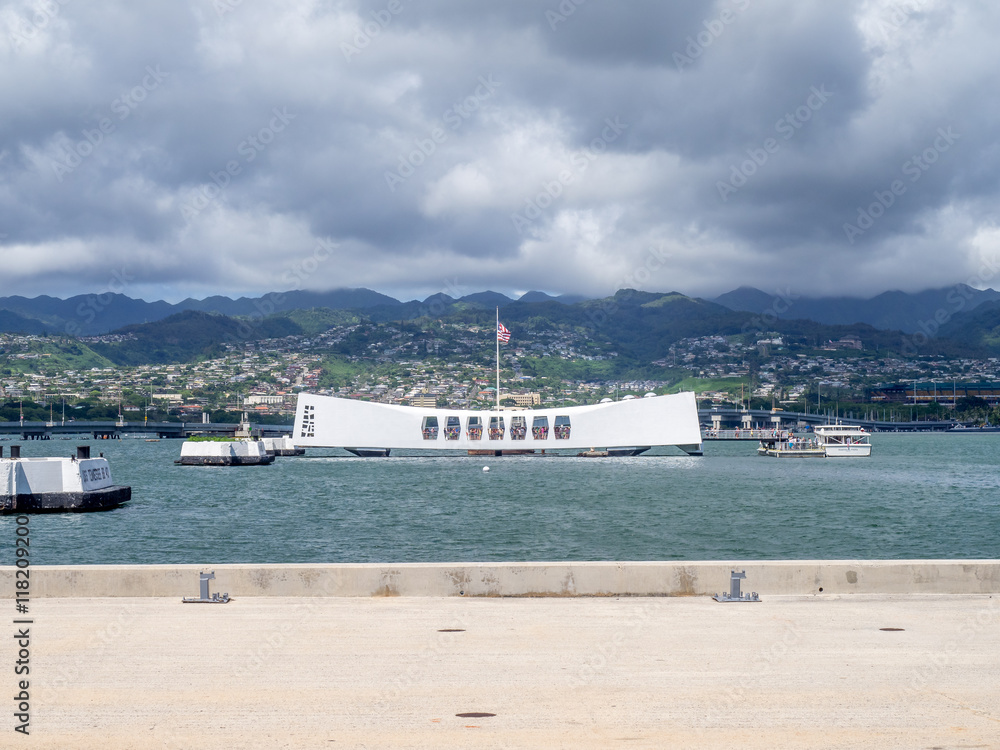 The USS Arizona Memorial in Pearl Harbor, USA. Memorial marks resting place of sailors and Marines who died when the USS Arizona was sunk by Japan.