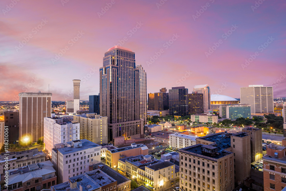 Fototapeta premium Downtown New Orleans, Louisiana, USA