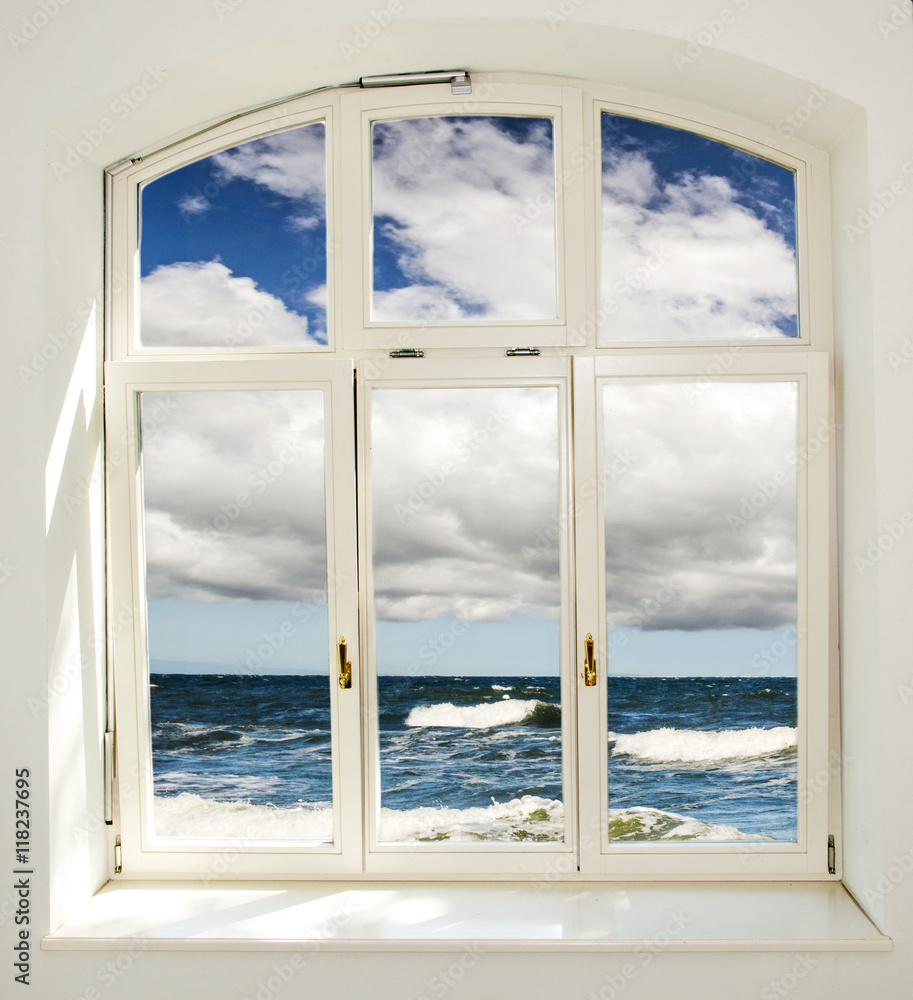 Entspannung, Glück, Freude: Traum vom Leben am Meer: Blick aus dem Fenster  :) Stock-Foto | Adobe Stock