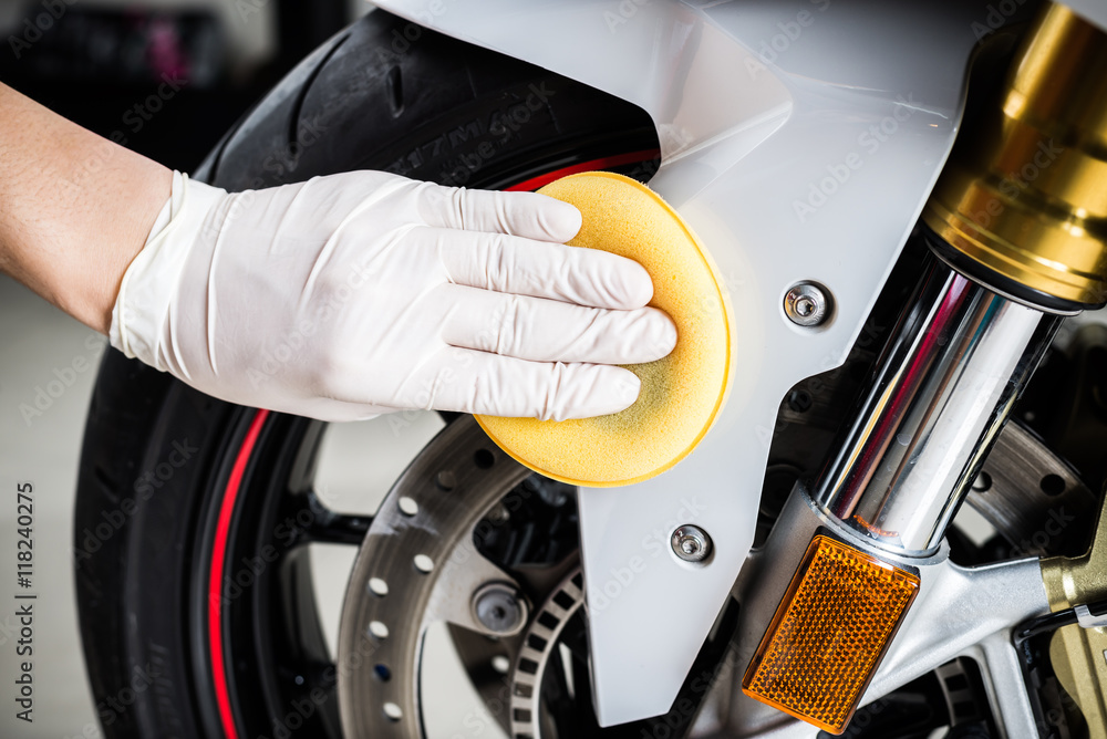 Fototapeta premium Motorcycles detailing series : Polishing motorcycle paint with f