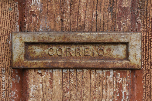 Old mailbox © curto