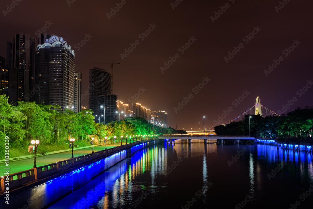 Amazing night view of the Pearl River in Guangzhou, China