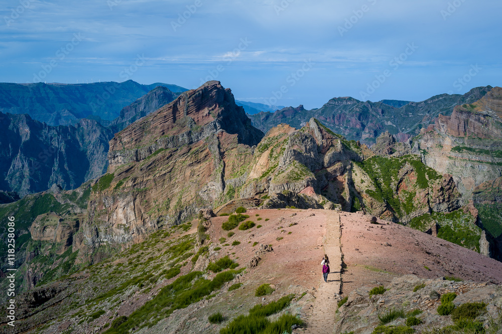 Group of tourists on the Pico Arieiro and Ruivo hiking route