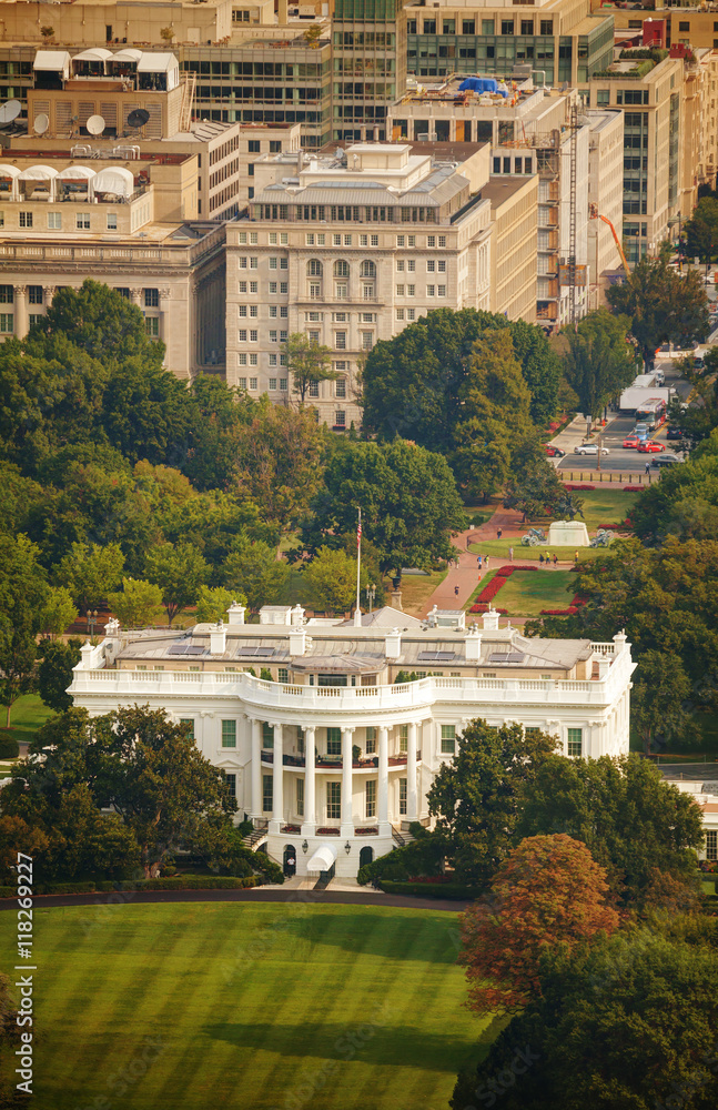 The White Hiuse aerial view in Washington, DC