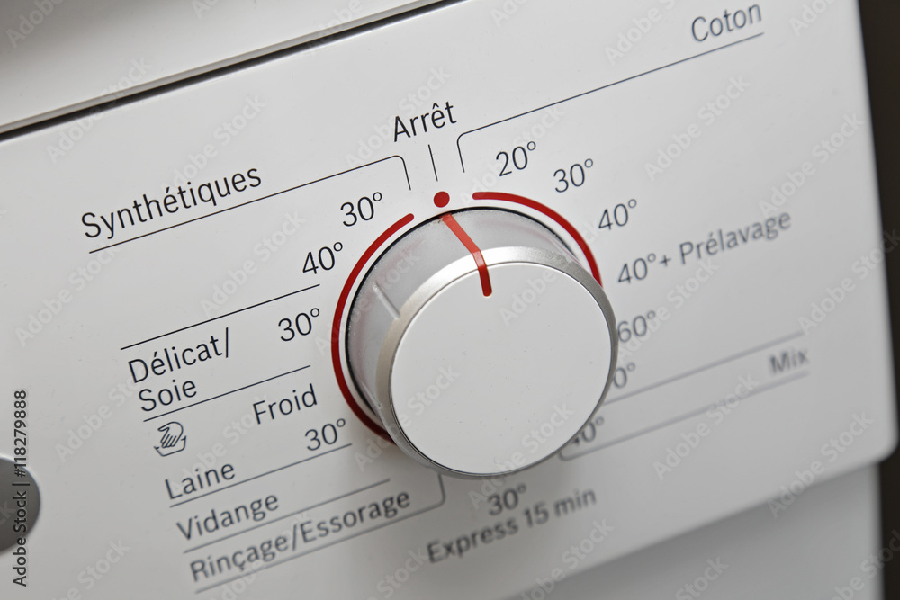 bouton commande machine à laver Photos | Adobe Stock