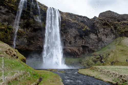 Seljalandsfoss  Wasserfall in S  disland  