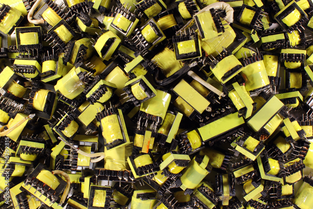 Many old used electrical ferrite power transformers Many old used electrical ferrite power transformers