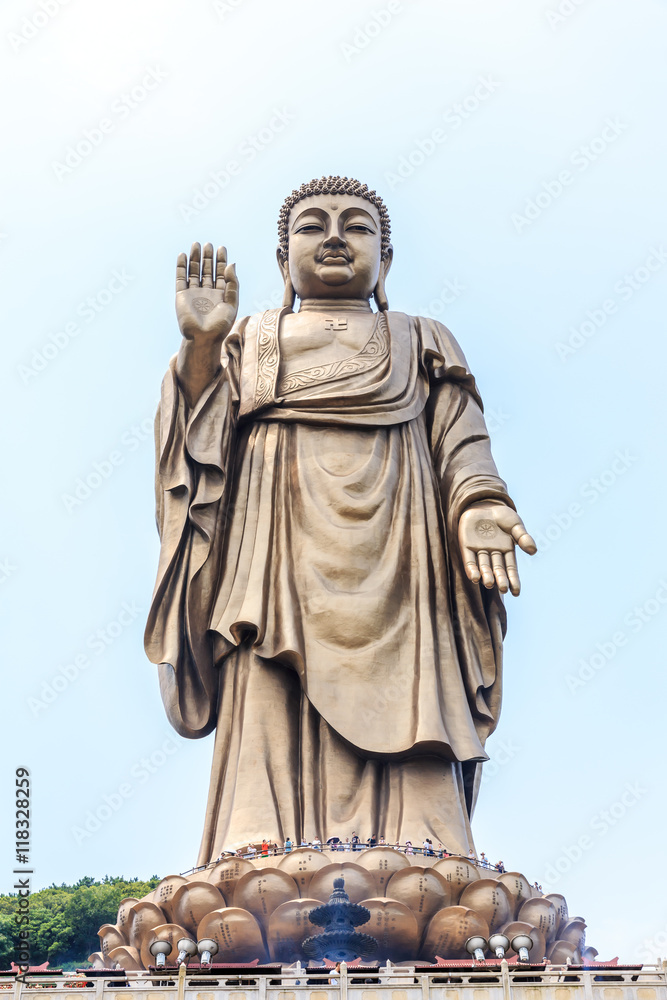 Fototapeta premium Wuxi lingshan Buddha statue in China