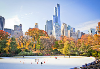 Fototapete New York Eislaufbahn im winterlichen Central Park  © Stuart Monk