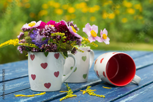 Fototapeta Naklejka Na Ścianę i Meble -  Farbenfrohe Sommerblumen
