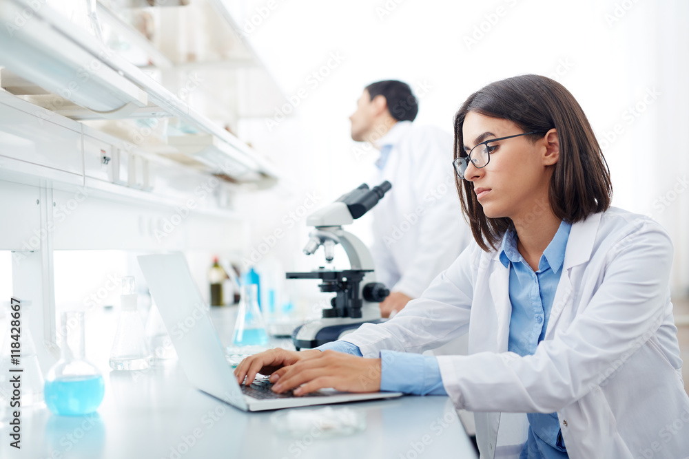 Female scientist Female scientist