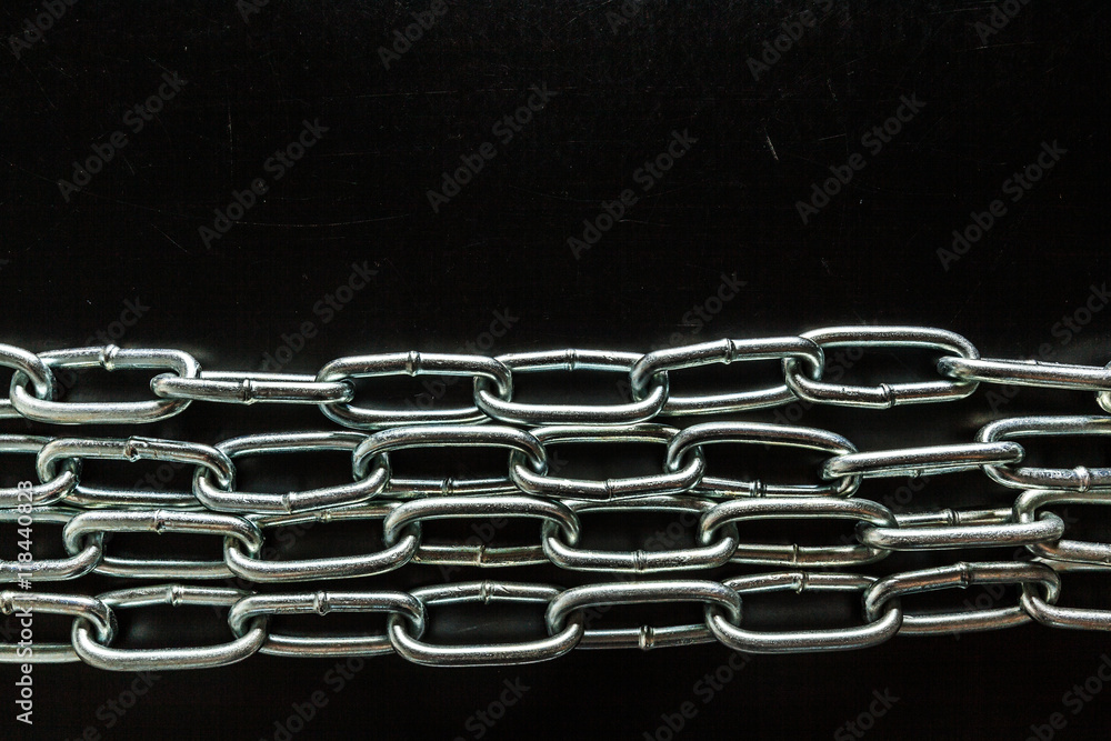 Fototapeta premium Strong chain black background
